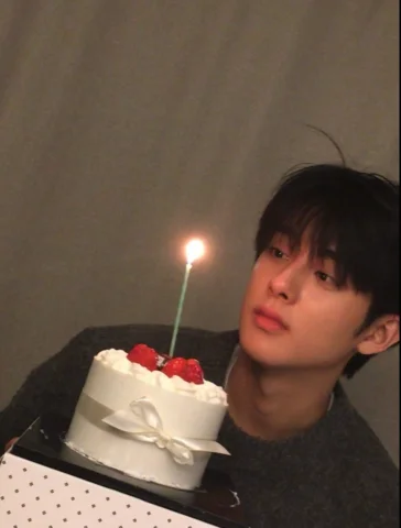 D-7