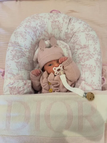 7 dias de baby Antonella 💖💖💖💙 
Um amor tão grande que dói o meu peito, nos t