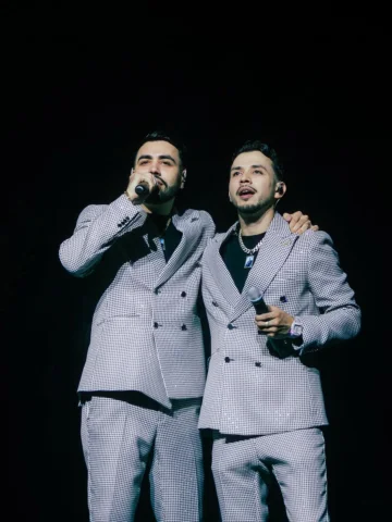 Chicago, gracias por ese recibimiento tan chingón para @losparras_official 🙌🏼�