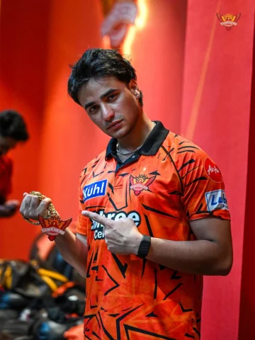 Had to be them 🙌🤩

[Play With Fire | SunRisers Hyderabad | SRH vs CSK | TATA I