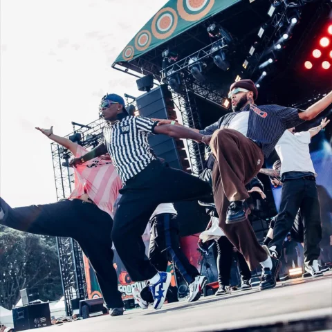 🪩✨
From the streets to the stage, it’s all for the love of dance!