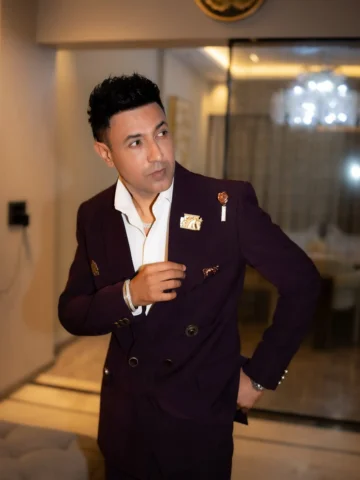 Less talk, more art 💪

#gippygrewal

Wearing - @sidharthkkakkar