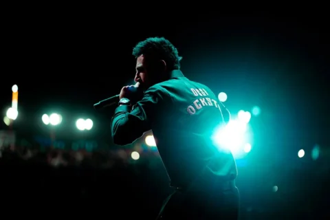 Desi Rockstar 🚀

#liveshow #gippygrewal

Wearing - @sidharthkkakkar