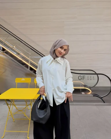 Outfit magang mencari kerja di PT. Cinta Sejati Tak Pernah Mati. 😌👀🫶🏻

💫Hij
