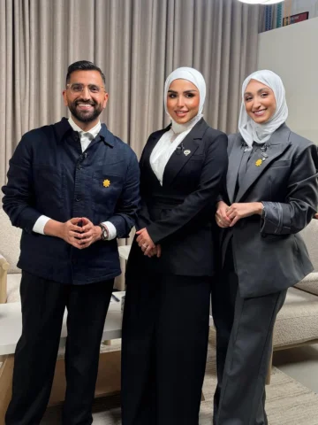 • الـمفروض : انا و شيمـاء "مع عليـا" 
• اللي صـار : "شيماء مع عليا" ضـدي 😏

- ح