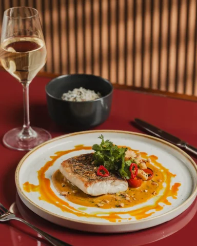 Inicia la semana con energía.
Nuestro Fisch Curry es un imperdible.

Nos vemos e