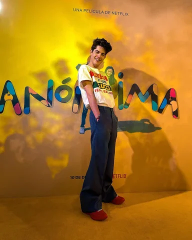 ANÓNIMA YA ESTÁ EN NETFLIX 💛 Ya la vierooooon? Estoy muy contento y agradecido,