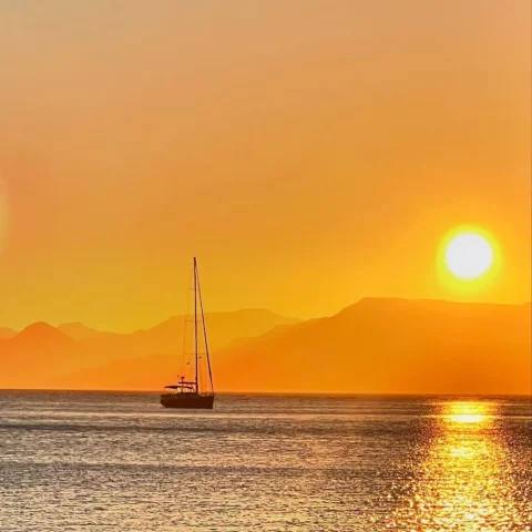 buenas noches mis amigos y amigas!! Another gorgeous day on the water in wonderf
