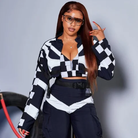 🏁x🐶

Outfit; @studiotwoofficial