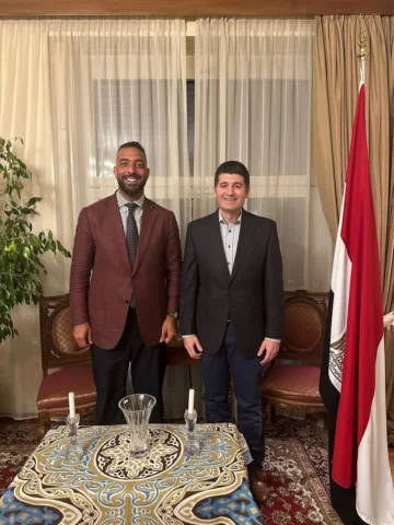 كل الشكر لمعالي السفير وليد عثمان القنصل العام لمصر في إيطاليا على دعوة الإفطار 