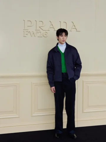 🖤
@prada 
#pradafw26
