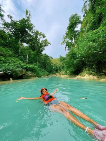 HAPPY World #EarthDay 

From canyoneering in the Philippines 🇵🇭 , to hanging o