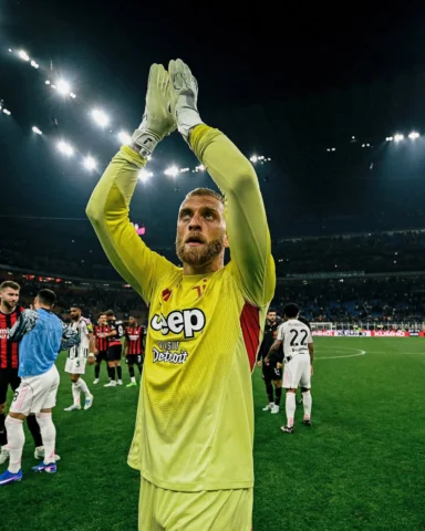 Thanks for your support, bianconeri. 🤍🖤