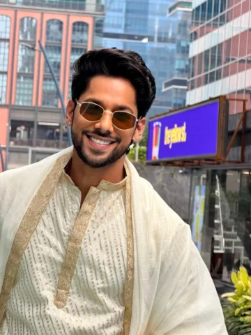Eid Mubarak ✨

#BaseerAli #TeamBaseer #OneLifeTooManyDreams #Eid2k26
