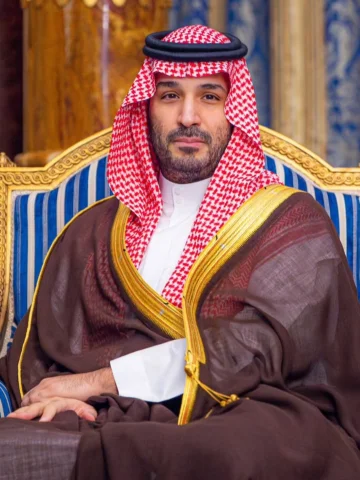 ‏يا سميَّ المصطفى عشتْ يا فخر الرجالْ
‏جاك موفور التحايا من الشعب العظيمْ 

‏في 