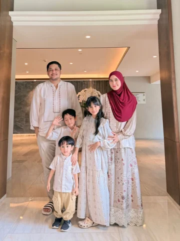 Selamat Lebaran semuanya✨
Minal Aidzin Walfaidzin, Mohon maaf lahir dan batin ❤️