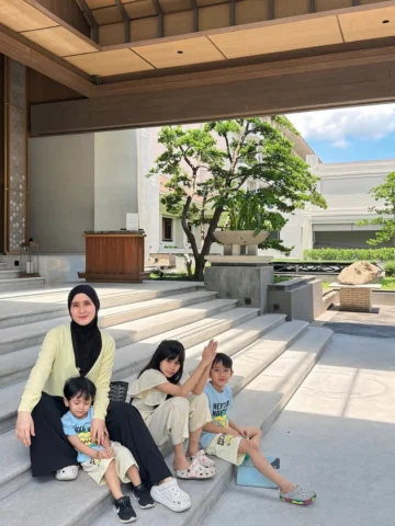 Masih suasana lebaran.. ibu-ibu yg udah mulai encok mana suaranya? 🤣