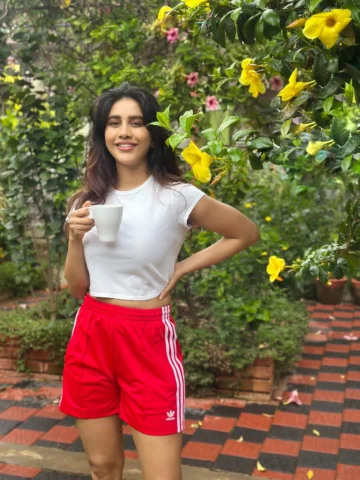 ಮಳೆ, ಮನೆ+ filter ಕಾಫಿ ☕️ > everything .