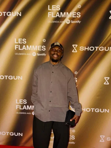 🔥➡️ merci @shotgunexperience pour l’expérience les #lesflammes
Tenue : @arajin_