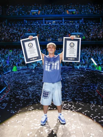 2 RÉCORDS GUINNESS SE VAN PARA ARGENTINA 🇦🇷🏆

🏅Canal de Youtube mas grande d