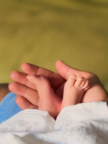 Tiny hands, tiny feet, and a whole lifetime of love,
Our little princess 👑