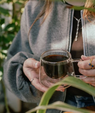 Bazen günün en iyi anı,
sadece bir fincan kahvedir.☕️

Kaliteli çekirdeği ve uyg