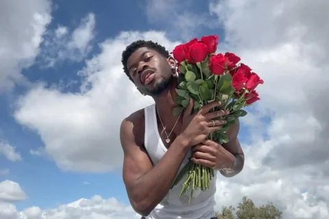 happy v day gay people and others ❤️