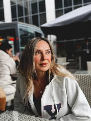 Cefakar annem, hakkın ödenmez. İnşallah bende 60 yaşında senin kadar güzel ve sa