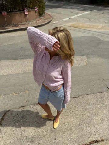 LA