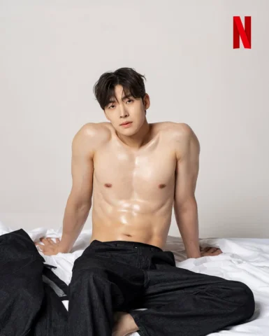.
계절은 가고, 시간은 흐르지만 이 순간의 온기와 마음은 오래도록 간직할게요.
함께해 주시고 응원해 주신 모든 분께 다시 한 번 감사드립니다.