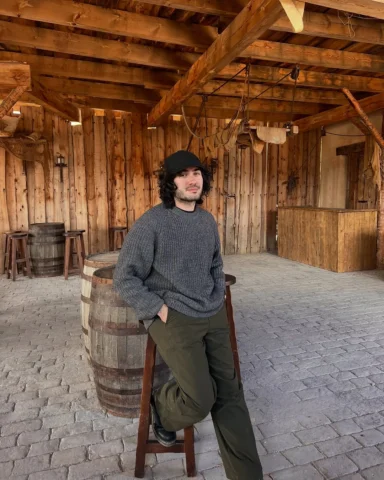 Finalmente 2025 me ha dado un respiro.

1, 2 y 3 Flow gallego en Puy Du Fou
4 ¿C