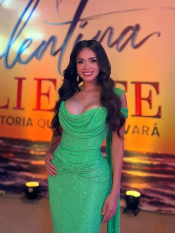 No te pierdas Valentina Valiente✨ por @latina.pe 

👗 @laatelier_peru