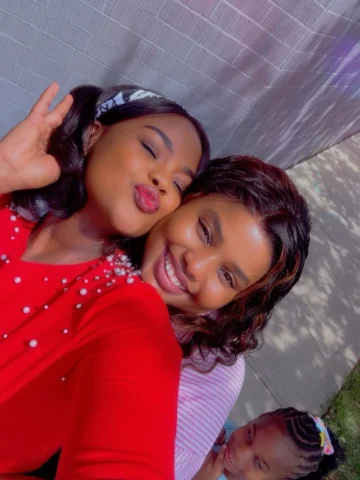 Sisters 👯‍♀️ since day 1. @luc_wa_lyanja 😍 🫶 u Da Lucy ❤️
Made katuharibia pi
