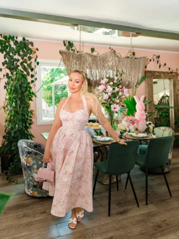 this is your sign to stay in your your softest era 🌸💗

pretty dresses, slow mo