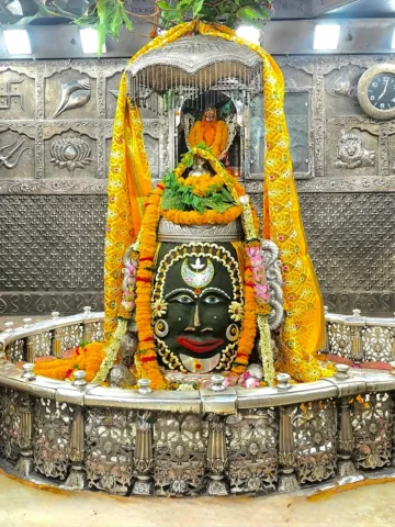 श्री महाकालेश्वर ज्योतिर्लिंग 🚩 संध्या आरती श्रृंगार दर्शन❤️दिनांक :-28 अप्रैल 