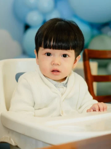 Selamat pagiiii dari bayi 1 tahun☀️👶🏻

📸 @hargabro