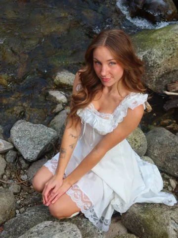 Living my fairy princess dreams in my @lacemadeofficial dress in my favorite pla