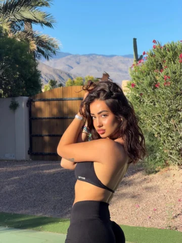 see you in the dessert🧚✨🇺🇸🏜️🌵🪩🌺 mañana el primer look de Coachella amigas
