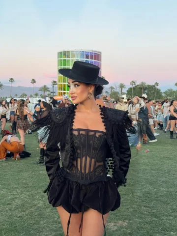 CHELLA DAY 1🌵🏜️en mi spanish girl era 🌸, una torera un sombrero cordobés y un