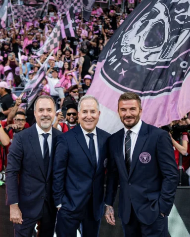 A very special evening with friends and family in our new stadium 🏟️ Thank you 