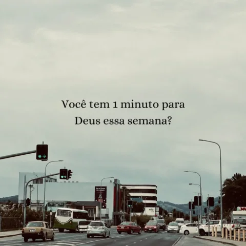 Arrasta para o lado e deixa seu amém!