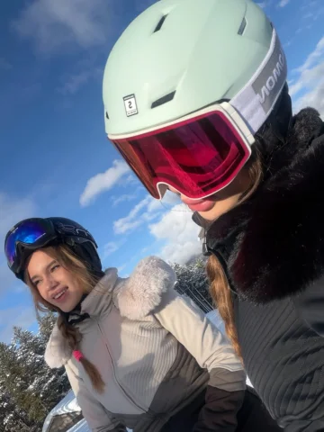 discovered skiing🎿🗻🤍