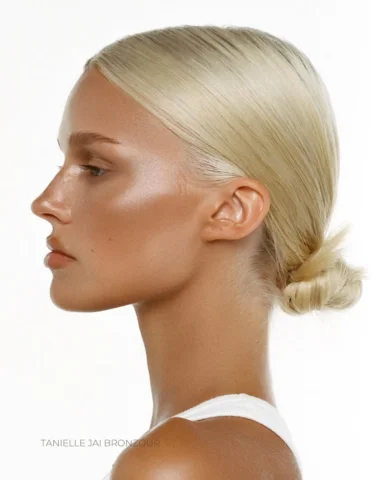 These pics are going Viral…. Shall we post a video breakdown of the look? 

@ann