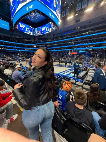 came for the popcorn 🍿