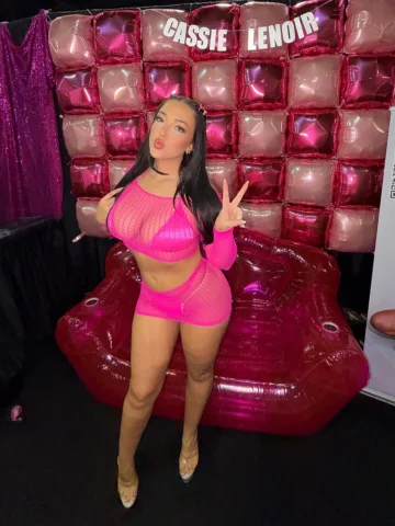 pretty in pink 🎀