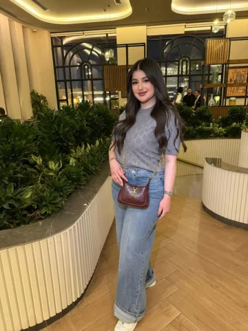 the queen is back🤍👸🏻