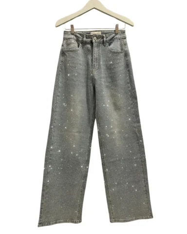 (New) Monday Silver Diamanté Wide Leg Jeans

Ukuran S/36 

harga : 5.2 jt