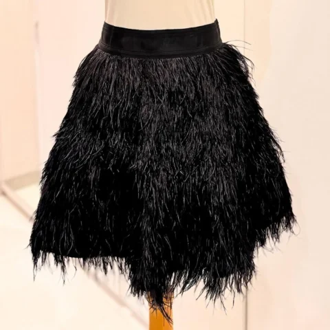NEW Tule Mini Skirt in black
.
Alice + Olivia
Size: Fit to s
No Defect🚫
.
Harga