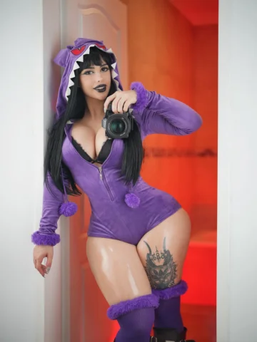 Do you like this gengar? The last one is the best 💜🤣