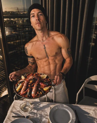 Una paella k esta bueno coño @notfit.io